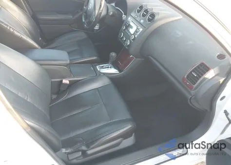 2011 Nissan Altima 2.5 S z USA, uszkodzony, nr VIN 1N4AL2AP7BN482092